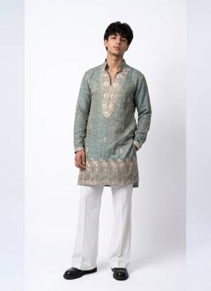 Looking These Party Wear Mans Wear Kutra Payjama in Fine Color. These Kurta Are Salsa And Payjama Lachaka Fabriced With Designer Embroidery Work .