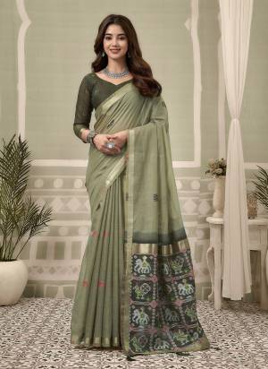 Looking These Fancy Party Wear Saree in Fine Colored.These Saree Are Cotton Silk And Blouse is Cotton Silk Fabricated.Its Beautified With Woven Jacquard Designer.