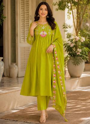 Garb These Beautiful Looking Readymade Suits.These Top And Bottom Are Roman Silk And Dupatta Are Roman Silk Fabricated.Its Beautified With Disigner Multy Thread Embroidery Work.