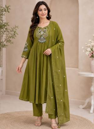 Garb These Beautiful Looking Readymade Suits.These Top And Bottom Are Roman Silk And Dupatta Are Roman Silk Fabricated.Its Beautified With Disigner Multy Thread Embroidery Work.