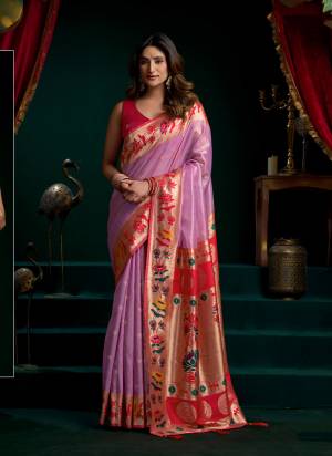 Garb These Fancy Party Wear Saree in Fine Colored.These Saree Are Tissue Silk And Blouse is Tissue Silk Fabricated.Its Beautified With Woven Jacquard Meenakari Paithani Pallu Border Designer.