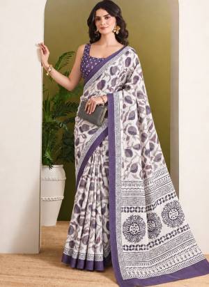 Garb These Party Wear Ready To Wear Saree in Fine Colored.These Saree Are Silk Blend And Blouse is Silk Blend Fabricated.Its Beautified With Designer Printed.