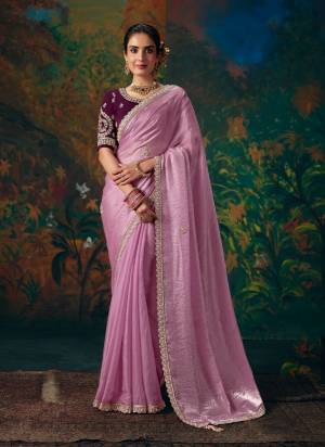 Attractive These Fancy Party And Fastival Wear Saree in Fine Colored.These Saree Are Satin Silk And Blouse is Fabricated On Benglori Silk.Its Beautified With Designer Beads Coding Embroidery,Beads Detailing,Stone Hand Work.