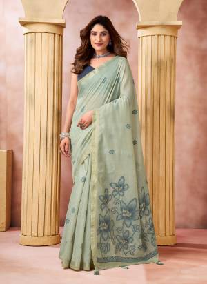 Garb These Fancy Party Wear Saree in Fine Colored.These Saree Are Cotton And Blouse is Cotton Fabricated.Its Beautified With Woven Thread Designer.