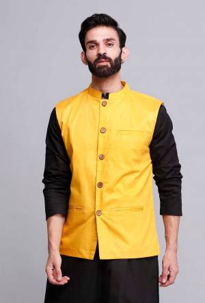 Here Is A Rich And Decent Looking Readymade Pair Of Men's Jacket. This Jacket Are  Satin Fabricated. Buy This Pair For The Upcoming Wedding And Festive Season. 

