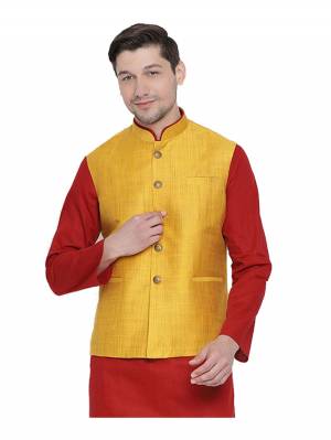 Here Is A Rich And Decent Looking Readymade Pair Of Men's Jacket. This Jacket Are Cotton Fabricated. Buy This Pair For The Upcoming Wedding And Festive Season. 

