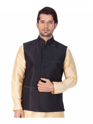 Here Is A Rich And Decent Looking Readymade Pair Of Men's Jacket. This Jacket Are Cotton Fabricated. Buy This Pair For The Upcoming Wedding And Festive Season. 

