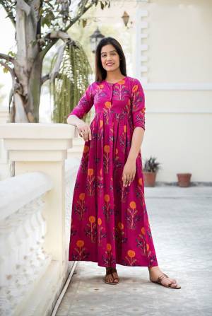 Grab This Readymade Long Kurti In Pink Color Fabricated On Maslin Silk Beautified With Digital Prined. It Is Light In Weight And Easy To Carry All Day Long. 