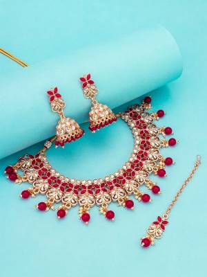 Give An Enhanced Look To Your Personality By Pairing Up This Beautiful Nacklace Set With Your Ethnic Attire. This Pretty Set Is In Multi Color Beautified With Kundan Work. Buy Now.