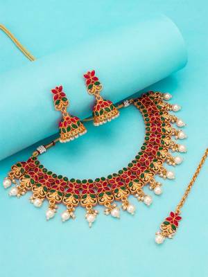 Give An Enhanced Look To Your Personality By Pairing Up This Beautiful Nacklace Set With Your Ethnic Attire. This Pretty Set Is In Multi Color Beautified With Kundan Work. Buy Now.