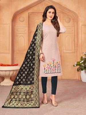 Look Pretty This Designer Long Length Suit In Lovely Fine Light Color.?Its Pretty Designer Thread Embroidred Work Top Is Handloom Slub Based Paired With Cotton Bottom And Banarasi Silk Wevon Designer Fabricated Work Dupatta Which Gives An Attractive To The Suit.