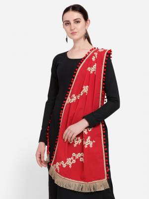 Attrective Enhance the Look Of Your Dress With This Pretty Heavy Thread Embroidered Cotton Khadi Fabricated Stoles. You Can Pair This Up Same Or Contrasting Colored Attire. Buy Now.