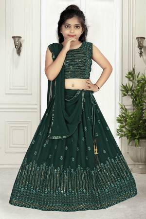 Attrective Looking Kidswear Readymade Heavy Designer Lehenga Choli In Fine Color Fabricated On Georgette And Dupatta Are Georgette Beautified With Heavy Attractive Sequance Thread Embroidery Work. 