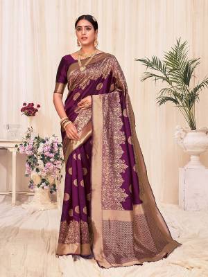 Look Attrective This Wedding Partywear Saree Are Fine Saree Paired With Blouse.This Saree And Blouse Are Banarasi Silk Based Fabric With Weaving Designer Work. Buy This Pretty Saree Now.