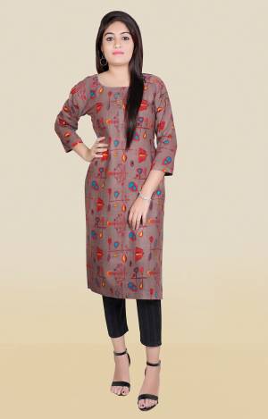 Garb This Readymade Long Kurti In Fine Color Fabricated On Cotton Beautified With Printed Designer. It Is Light In Weight And Easy To Carry All Day Long. 