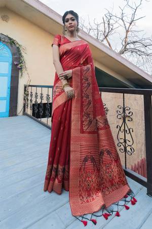 Attrective This Fastival Saree Are Fine Saree Paired With Blouse.This Saree And Blouse Are Tassar Silk Based Fabric With Heavy Wevon Designer Jacquard Pallu And Border Work. Buy This Pretty Saree Now.