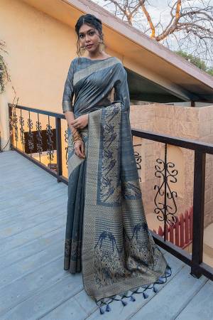 Attrective This Fastival Saree Are Fine Saree Paired With Blouse.This Saree And Blouse Are Tassar Silk Based Fabric With Heavy Wevon Designer Jacquard Pallu And Border Work. Buy This Pretty Saree Now.