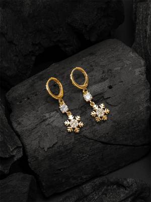 Attrective Look To Your Personality By Pairing Up This Beautiful Earring With Your Ethnic Attire. This Pretty Set Is In Fine Color Beautified With American Diamond Work. Buy Now.