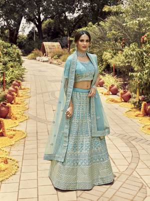 Garb This Bridal Heavy Designer Lehenga Choli In Fine Light Color Fabricated On Organza Beautified Fabric Lahenga Choli With Heavy Designer Thread,Jari,Dori Embroidery Work.Buy Now. 