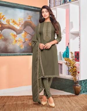 Garb This Designer Long Length Suit In Lovely Color.Its Pretty Designer Embroidery Work Top Is Georgette Based Paired With Santoon Bottom And Georgette Fabricated Dupatta Which Gives An Attractive To The Suit.