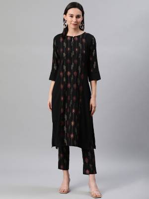 Looking This Readymade Long Kurti With Bottom In Fine Color. This Kurti And Pant Are Fabricated On Rayon Beautified With Designer Foil Printed. It Is Light In Weight And Easy To Carry All Day Long. 