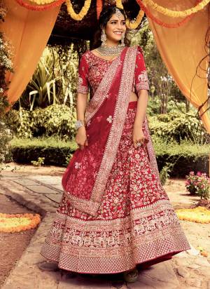 For A Lovely Designer Look, Grab This Trendy Designer Lehenga Choli In All Over?Same Color. This Heavy Embroidered Lehenga Choli Is Fabricated On Organza Paired With Net Fabricated Dupatta. Its Pretty Dori,Gota Embroidery,Zarkan Work Will Definitely Earn You Lots Of Compliments From Onlookers.