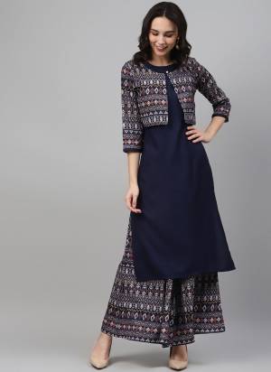 Grab These Casual Wear Beautiful Kurti in Fine Colored.These kurti is Fabricated on Rayon Based With Designer Foil Print Work.Its Available in All Regular Size.Buy Now..