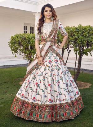 Grab These Designer Lehenga Choli in All Over Fine Colored Pair With Designer Blouse And Dupatta.These Lehenga choli is Fabricated on Silk Pair With Silk Blouse And Net Dupatta.Its Beaitified With Heavy Designer Work.