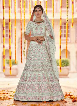 Here Is An Attractive Looking Designer Lehenga Choli in All Over Beautiful Colored.These Lehenga And Blouse Are Fabricated On Crepe Pair With Soft Net Dupatta.Its Beautified With Heavy Designer Work.