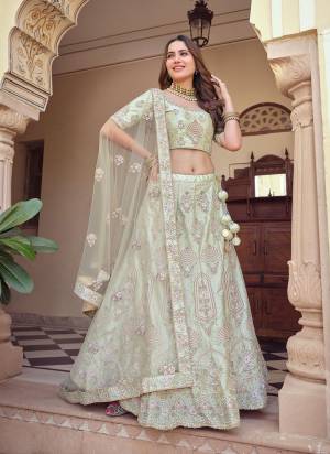 For A Designer Look , Grab These Designer Lehenga in All Over Fine Colored.These Lehenga And Blouse Are Fabricated on Crepe Pair With Soft Net Dupatta.Its Beautified With Designer Work.