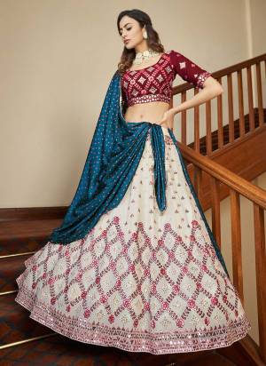 For A Designer Look,Grab These Lehenga in Beautiful Colored Pair With Designer Dupatta And Blouse.These Lehenga is Fabricated On Georgette Pair With Georgette Blouse And Gajji Silk Dupatta.Its Beautified With Heavy Designer Work.