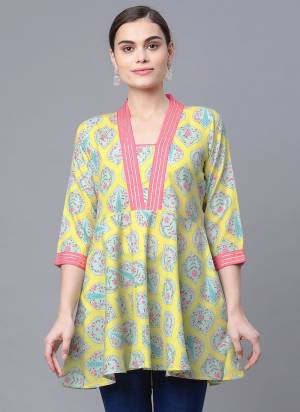 Grab These Readymade Tunic Top in Fine Colored.Its Come With Cotton Fabricated With Digital Printed Work.Its Available in All Regular Size.