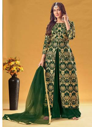 For A Different Look,Grab These Suit in Fine Colored.These Top And Bottom Are Fabricated On Georgette Pair With Georgette Dupatta.Its Beautified With Heavy Designer Jari Embroidery Work.