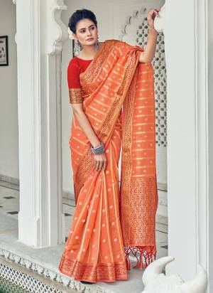 Looking Different in These Beautiful Colored Saree Pair With Blouse.These Saree And Blouse Are Fabricated on Organza.Its Beautified With Heavy Wevon Designer Work.