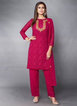 For A Designer Look,Grab These Suit in All Over Fine Colored.These Top And Bottom Are Fabricated On Georgette Pair With Georgette Dupatta.Its Beautified With Designer Work.