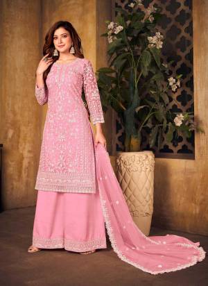 Grab These Plazzo Suit in All Over Fine Colored.These Top And Dupata Are Fabricated On Net Pair With Santoon Bottom.Its Beautified With Heavy Cording Embroidery Work.