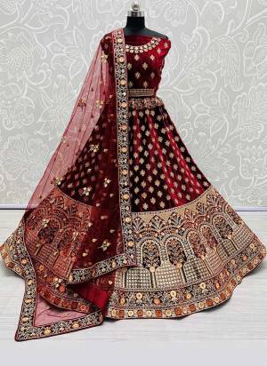 Grab These Heavy Designer Lehenga Choli Come With Fine Colored.These Lehenga And Blouse Are Fabricated On Velvet Pair With Soft Net Blouse.Its Beautified With Designer Work.