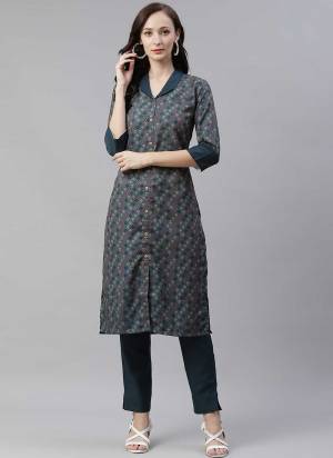 Grab These Casual Wear Kurti in fine Colored.These kurti is Fabricated On Rayon.Its Beautified With Designer Digital Printed.Its Available in All Regular Size.