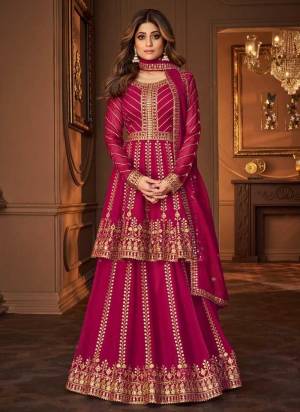 For A Designer Look,Grab These Suit in All Over Fine Colored.These Top And Bottom Are Fabricated On Georgette Pair With Georgette Dupatta.Its Beautified With Designer Sequance Embroidery Work.