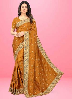 Grab These Fine Colored Saree Pair With Blouse.These Saree And Blouse Are Fabricated On Dola Silk.Its Beautified With Heavy Designer Embroidery Work.