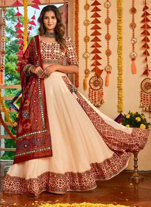 Grab These Lehenga Choli in fine Colored.These lehenga And Blouse Are Fabricated On Muslin Cotton Pair With Cotton Dupatta.Its Beautified With Heavy Designer Work.