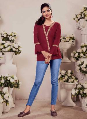 Grab These Casual Wear,Grab These Short Kurti in Fine Colored.Its Fabricated On Rayon Come With Designer Embroidery Work.Its Available in All Regular Size.