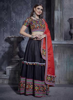 Grab These Designer Lehenga Choli in Fine Colored Pair With Designer Blouse And Dupatta.These Blouse And Lehenga Are Fabricated On Art Silk Pair With Art Silk Dupatta.Its Beautified With Designer Special Gamthi Embroidery Work.