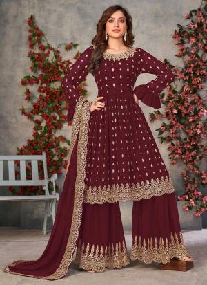 For A Designer Look,Grab These Sharara Suit in All Over Fine Colored Pair With Bottom And Designer DUpatta.These Top And Bottom Are Fabricated On Faux Georgette Pair Wth Faux Georgette Dupatta.Its Beautified With Heavy Sequance Embroidery Work.