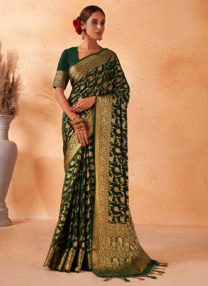 Grab These Fine Colored Saree Pair With Blouse.These Saree And Blouse Are Fabricated On Georgette.Its Beautified With Wevon Designer Work.