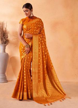 Grab These Fine Colored Saree Pair With Blouse.These Saree And Blouse Are Fabricated On Georgette.Its Beautified With Wevon Designer Work.