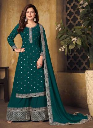 For A Beautiful Look,Grab ThesePlazzo Suit in Fine Colored.These Top And Bottom Are Fabricated On Faux Georgette Pair With Faux Georgette Dupatta.Its Beautified With Heavy Designer Embroidery Work.