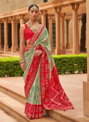 Grab These Festive Wear Saree in Fine Colored.These Saree is Fabricated On Patola Silk Pair With Silk Blouse.Its Beautified With Wevon Designer,Sparkle Swaroski Work.