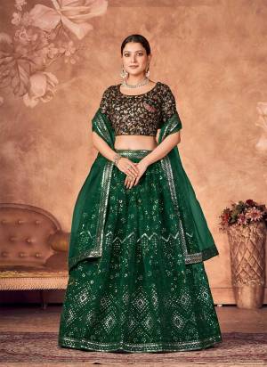 For A Designer Look,Grab These Lehenga Choli in Fine Colored.These Lehenga And Dupatta Are Fabricated On Organza Pair With Banglori Blouse.Its Beautified With DesignerThread Embroidery Work.