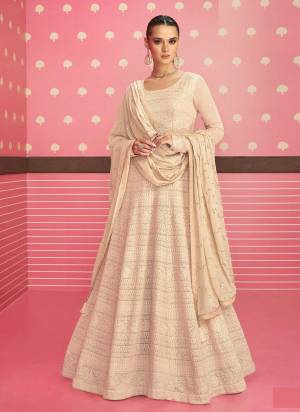 Looking These Designer Anarkali Suit in Fine Colored Pair With Bottom And Dupatta.These Top And Dupatta Are Fabricated On Georgette Pair.Its Beautified With Dull Santoon Botton And Inner.Its Beautified With Heavy Designer Sequance,Thread Embroidery Work.